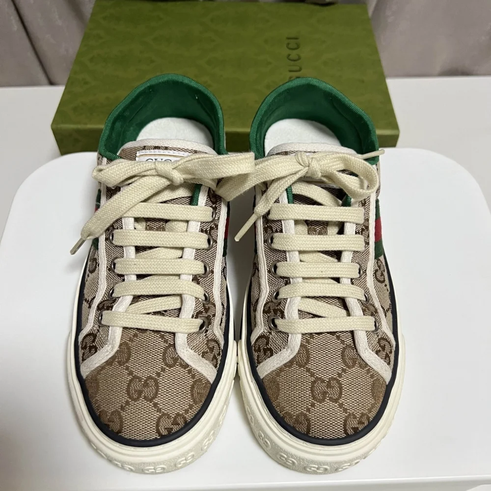 GUCCI DISNEY Sneakers Men Mickey Mouse Ace Disney GG Tennis 1977 Size 9 - Picture 3 of 5